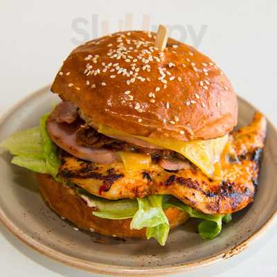 Surrey Hills Handcrafted Pizza & Burger