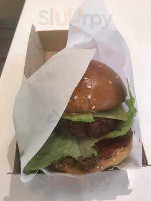 Surrey Hills Handcrafted Pizza & Burger