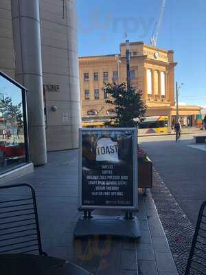 Toast Cafe And Sandwich Bar