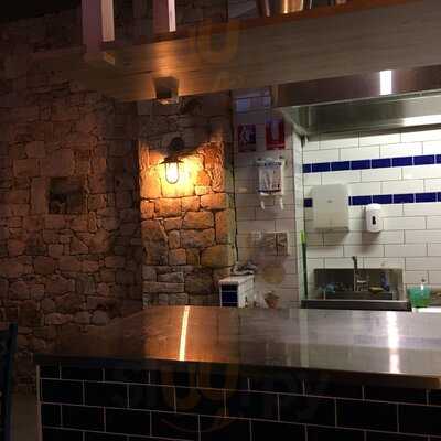 Taverna Greek Psistaria