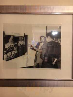 Berrigan's By The Lakes