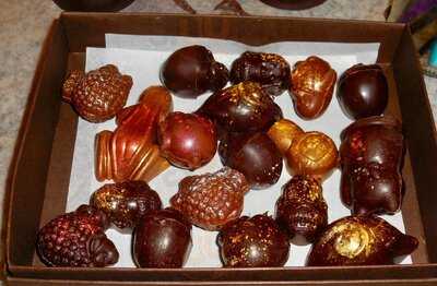 Sue Lewis Chocolatier