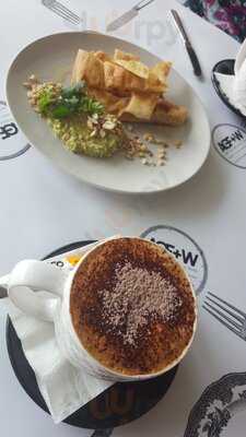 Art Gallery Food + Wine