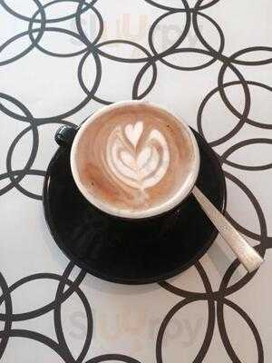 Art Gallery Food + Wine