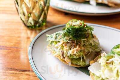 The Black Toro Windsor