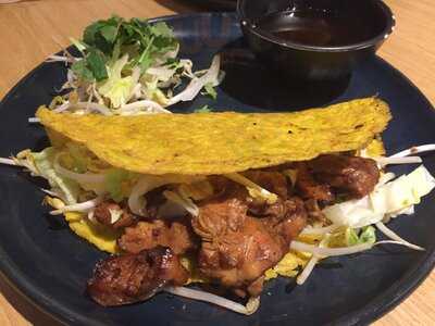 Roll'd Vietnamese Food