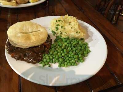 Celtic Corner Bar & Bistro