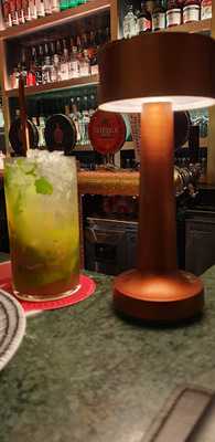 Casa N.o.m Bar Y Restaurante