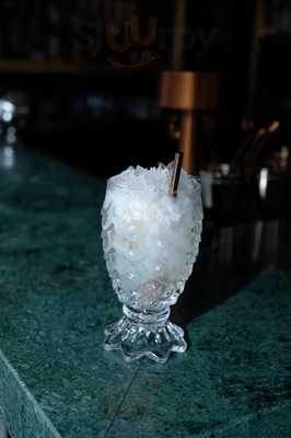 Casa N.o.m Bar Y Restaurante