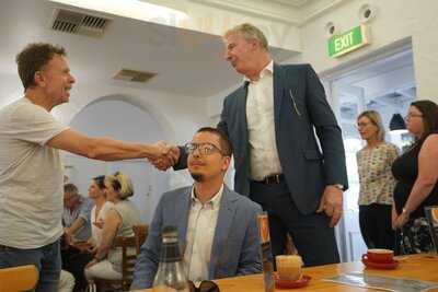 Cafe Outside The Square