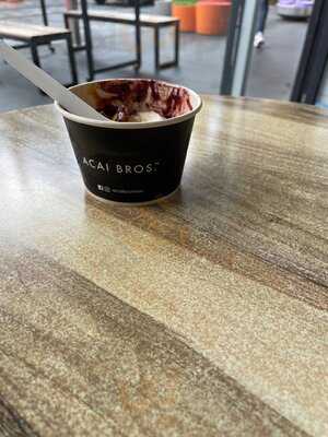 Acai Brothers
