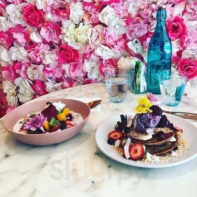 Coconut Estate Eatery