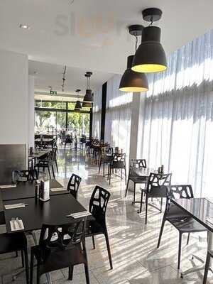 Gazebo Bar & Restaurant