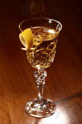 The Alchemist Bar & Cafe