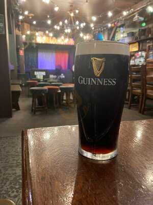 Gilhooley's Irish Bar And Restaurant