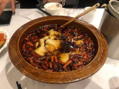 Ba Guo Bu Yi Chinese Restaurant