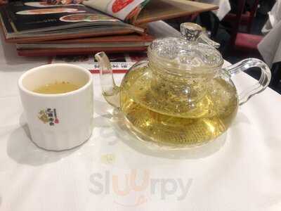 Ba Guo Bu Yi Chinese Restaurant