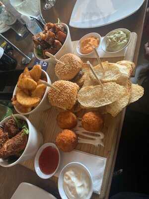 Sawyers Valley Tavern