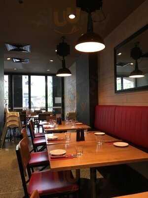 Ribs And Rumps Milton