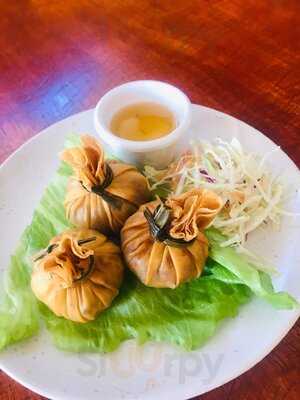 Longlae Thai Cuisine