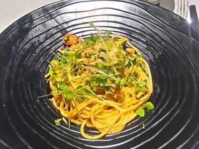 Tumbling Stone Restaurant & Bar