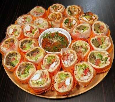 Almina's On Gawler Place