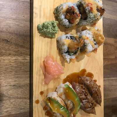 Sushi Bar Konnichiwa