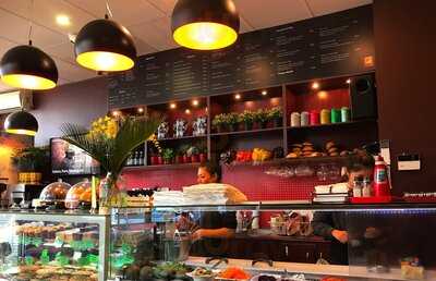 Victoria Lounge Cafe & Sandwich Bar