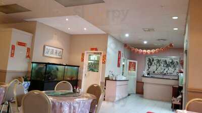 Win's Cafe & Noodle House