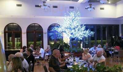 Sylvia's Restaurant & Wine Bar