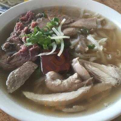 Pho Hien Vuong Pasteur