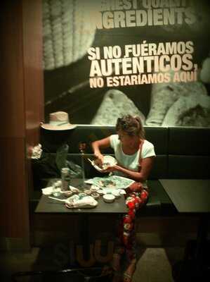 Guzman Y Gomez - Eagle St Pier