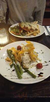 Hangout On 20 Preston