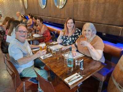 Hangout On 20 Preston