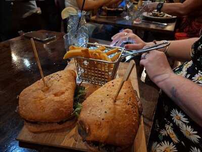 Hangout On 20 Preston