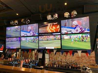 Patriot's Sports Bar