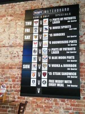 Patriot's Sports Bar