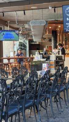 Pig 'n' Whistle King George Square