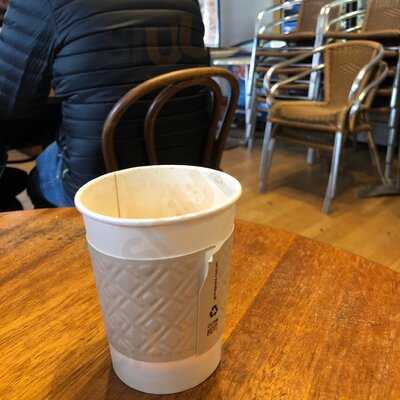 Gloria Jeans Coffee Hindley Street