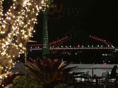 Waterline Restaurant @ Friday's Bar Restaurant Club