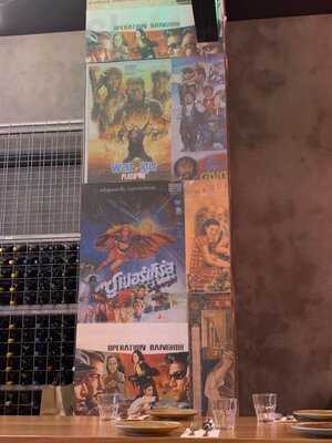 Five Feet Street Eats