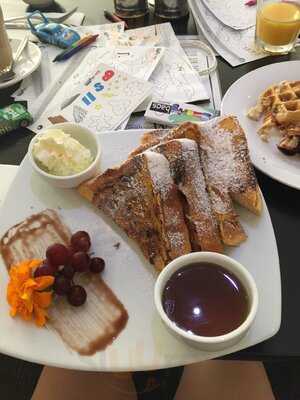 Montagues At Riverside