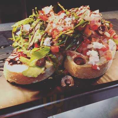 Montagues At Riverside