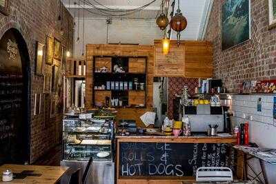 Desmond And Molly Jones