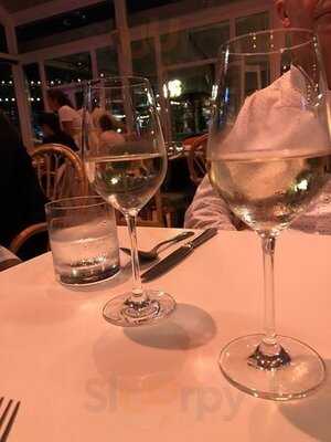 Arc Dining And Wine Bar