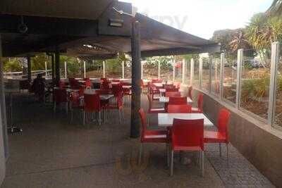 Lonsdale Hotel Bistro