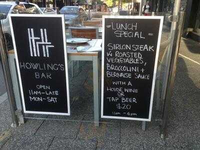 Howling's Bar
