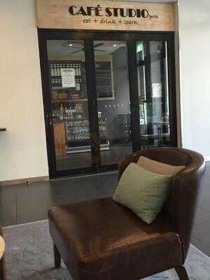 Cafe Studio