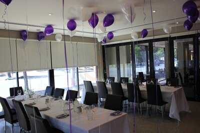 Seven 22 (eagles Bar And Bistro)