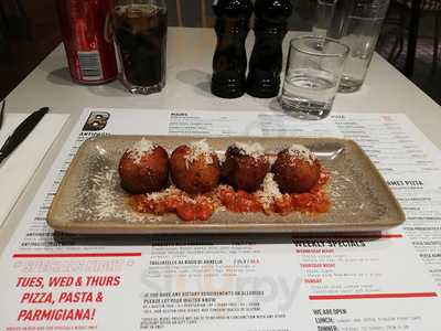 Domino's Pizza East Perth